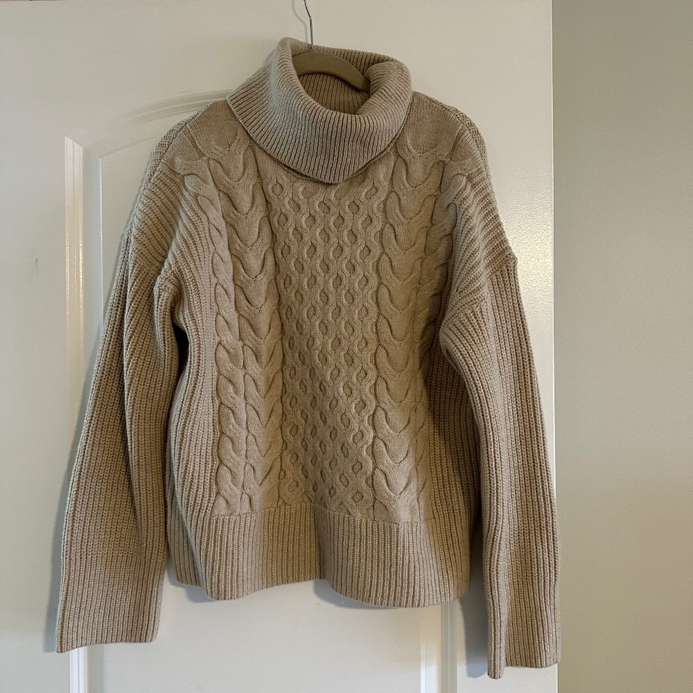 Banana Republic Sweater